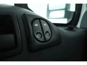 Ford Transit Connect thumbnail 39