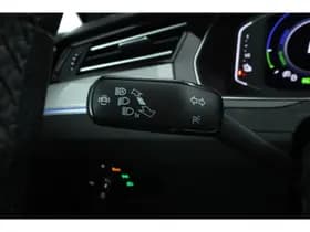 Volkswagen Passat thumbnail 24