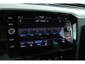 Volkswagen Passat thumbnail 27