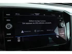 Volkswagen Passat thumbnail 31