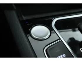 Volkswagen Passat thumbnail 37