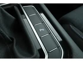 Volkswagen Passat thumbnail 38