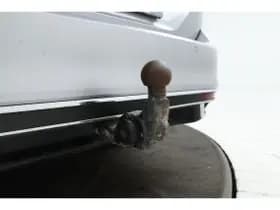 Volkswagen Passat thumbnail 53