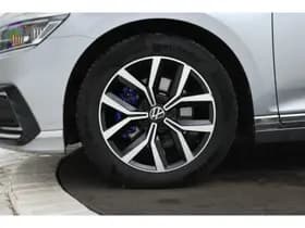 Volkswagen Passat thumbnail 7