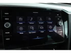 Volkswagen Passat thumbnail 74