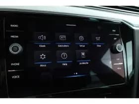 Volkswagen Passat thumbnail 75