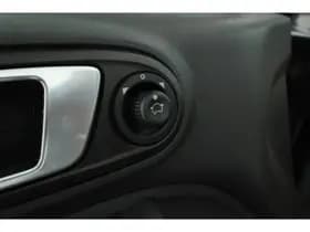 Ford Fiesta thumbnail 13