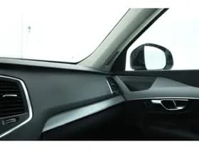 Volvo XC90 thumbnail 37
