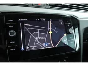 Volkswagen Passat thumbnail 29