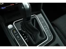 Volkswagen Passat thumbnail 32
