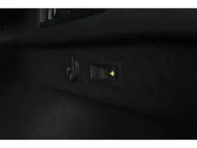 Volkswagen Passat thumbnail 49
