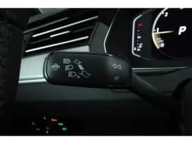 Volkswagen Passat thumbnail 60