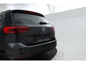 Volkswagen Passat thumbnail 9