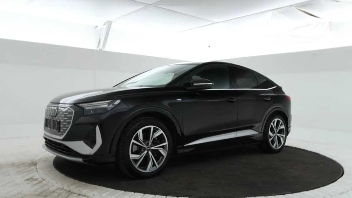 Audi Q4 — foto 1