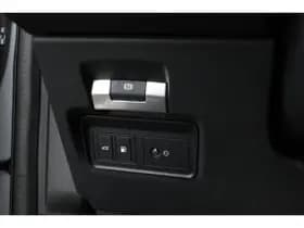 Land Rover Discovery Sport thumbnail 58