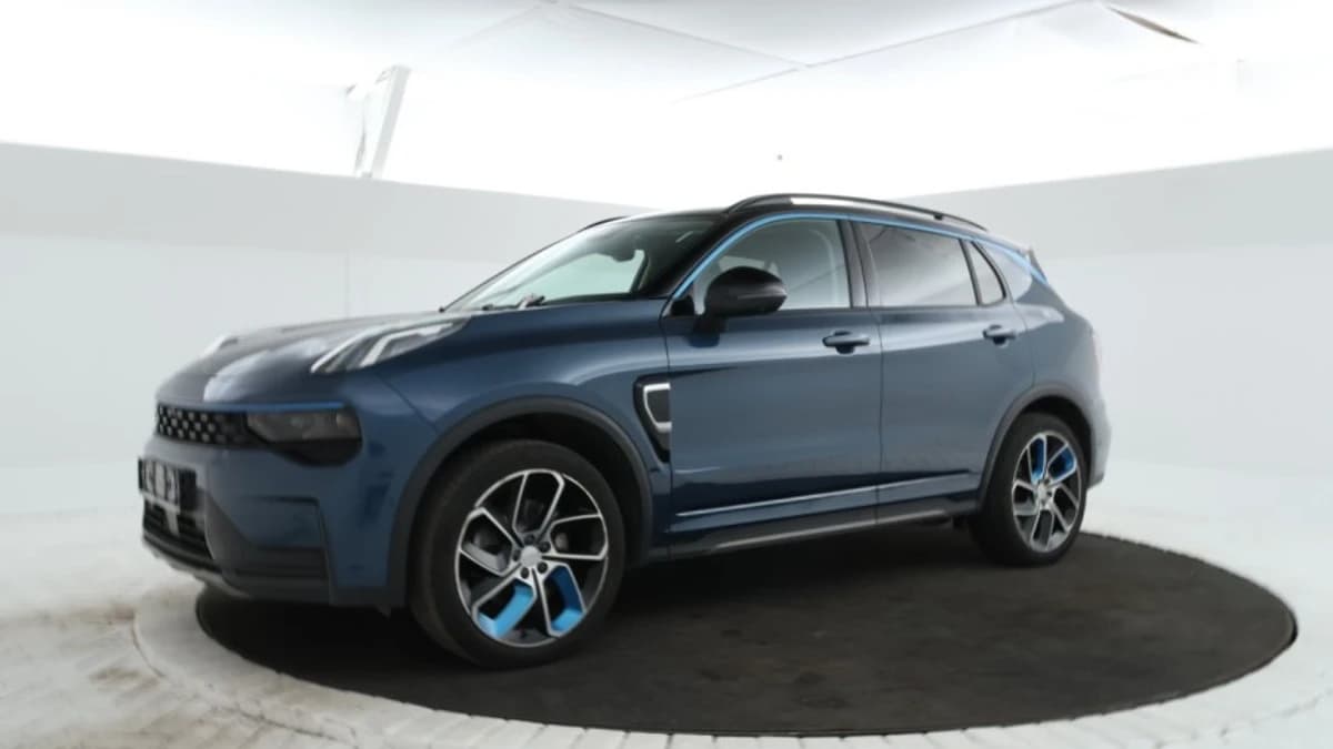 Lynk & Co 01 — foto 1