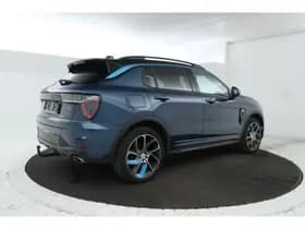 Lynk & Co 01 thumbnail 2