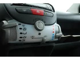 Peugeot 107 thumbnail 11