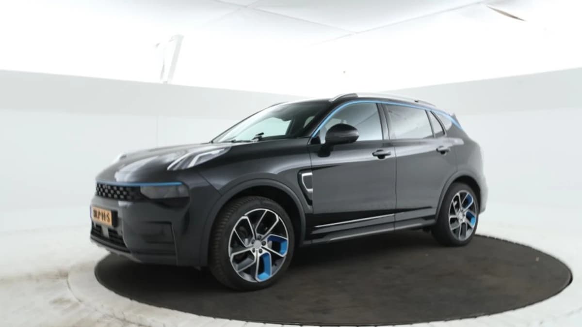 Lynk & Co 01 — foto 1