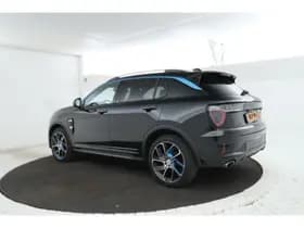 Lynk & Co 01 thumbnail 2