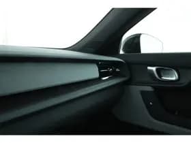 Polestar 2 thumbnail 33