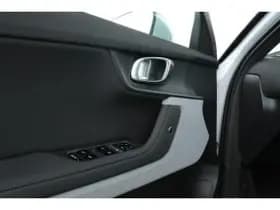 Polestar 2 thumbnail 61