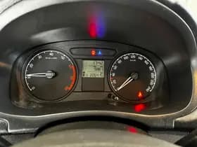 Skoda Fabia thumbnail 9