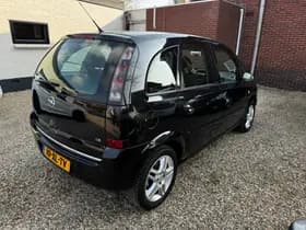 Opel Meriva thumbnail 3