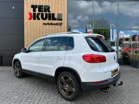 Volkswagen Tiguan thumbnail 3