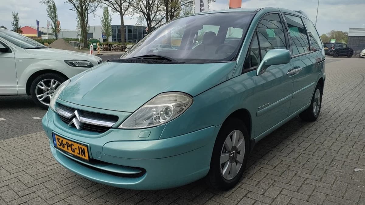 Citroën C8 — foto 1