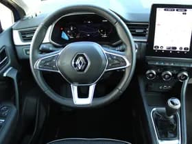 Renault Captur thumbnail 23
