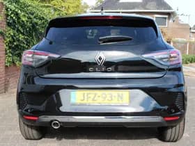Renault Clio thumbnail 11