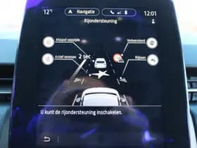 Renault Clio thumbnail 32
