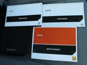 Renault Captur thumbnail 34