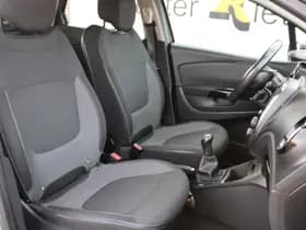 Renault Captur thumbnail 19
