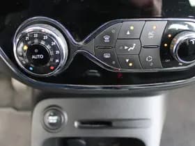 Renault Captur thumbnail 32