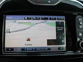 Renault Captur thumbnail 35