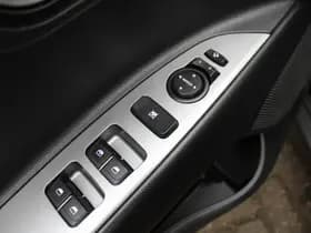 Kia Stonic thumbnail 21