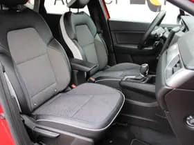 Renault Captur thumbnail 18