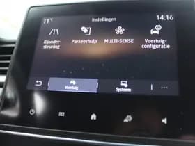 Renault Captur thumbnail 42