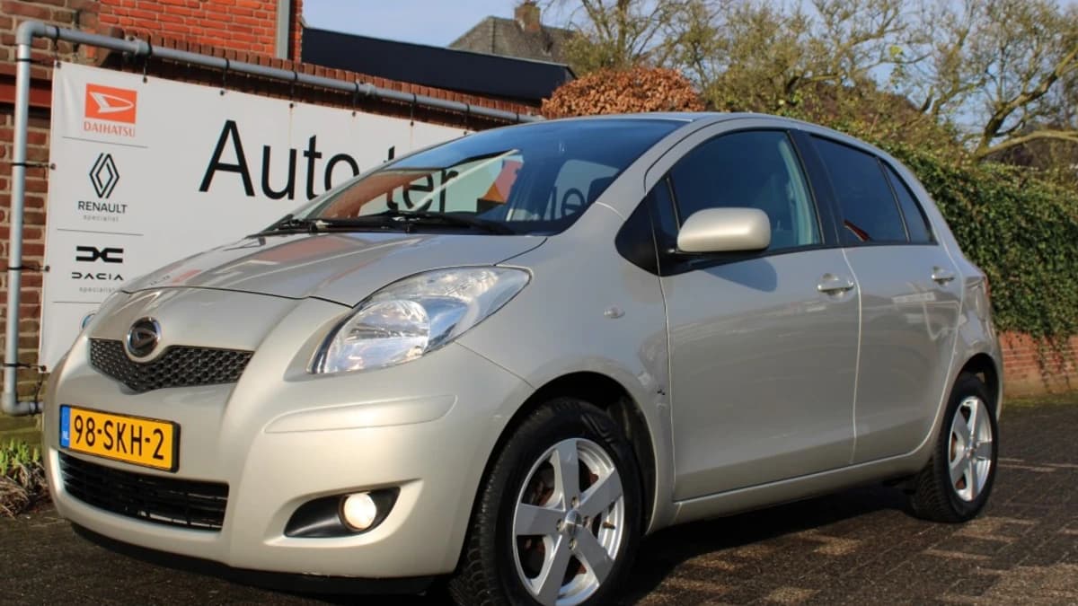 Daihatsu CHARADE — foto 1