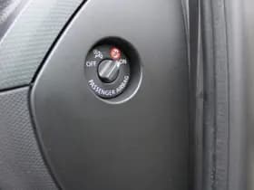 Renault Captur thumbnail 16