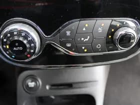 Renault Captur thumbnail 23