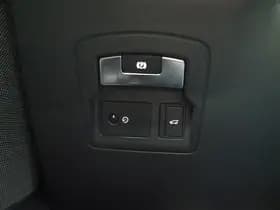 Land Rover Range Rover Velar thumbnail 21