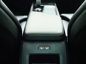 Volvo XC60 2.0 T6 Long Range Recharge AWD Ultimate thumbnail 36