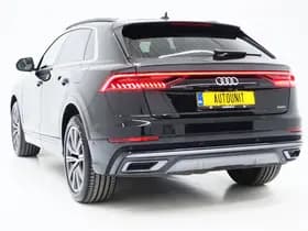 Audi Q8 55 TFSI e quattro Pro Line S thumbnail 3
