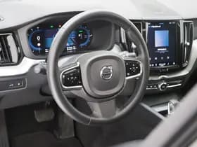 Volvo XC60 2.0 T6 Recharge AWD Ultimate Long Range thumbnail 18