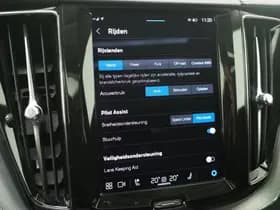 Volvo XC60 2.0 T6 Recharge AWD Ultimate Long Range thumbnail 31