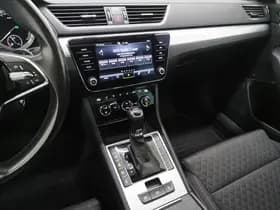 Škoda Superb Combi 1.4 TSI iV 218PK thumbnail 35