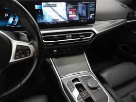 BMW 3 Serie Touring 330e M Sport Pro LCI thumbnail 36